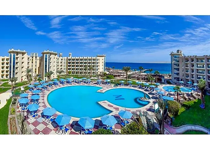 Hotelux Marina 3*