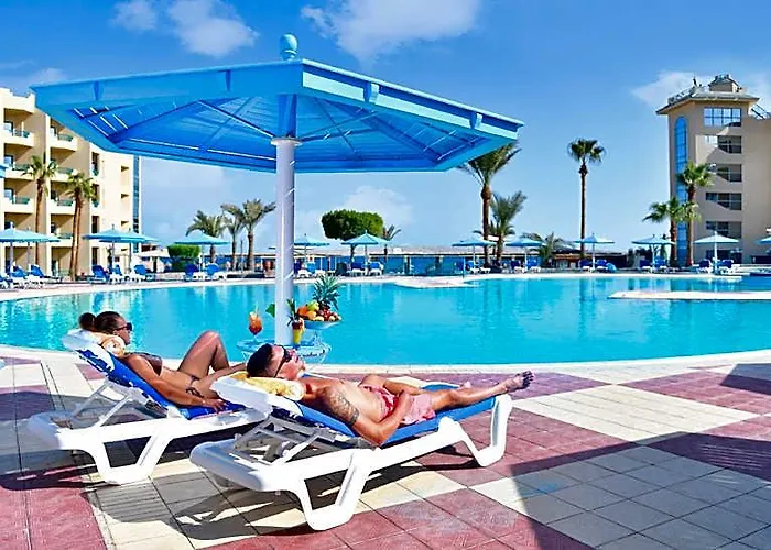 Hotelux Marina 3*